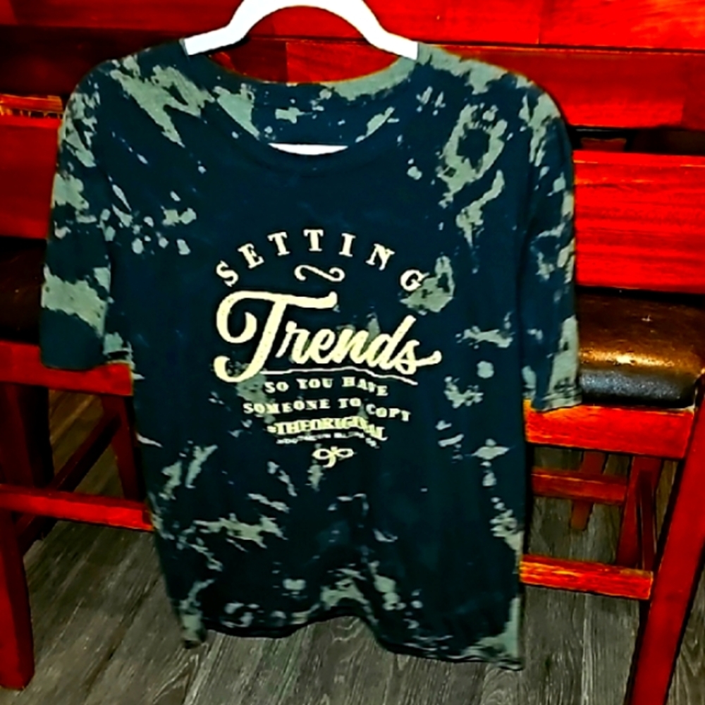 Southern Bliss- Trendy Graphic Tee - Black Tie Dye sz large